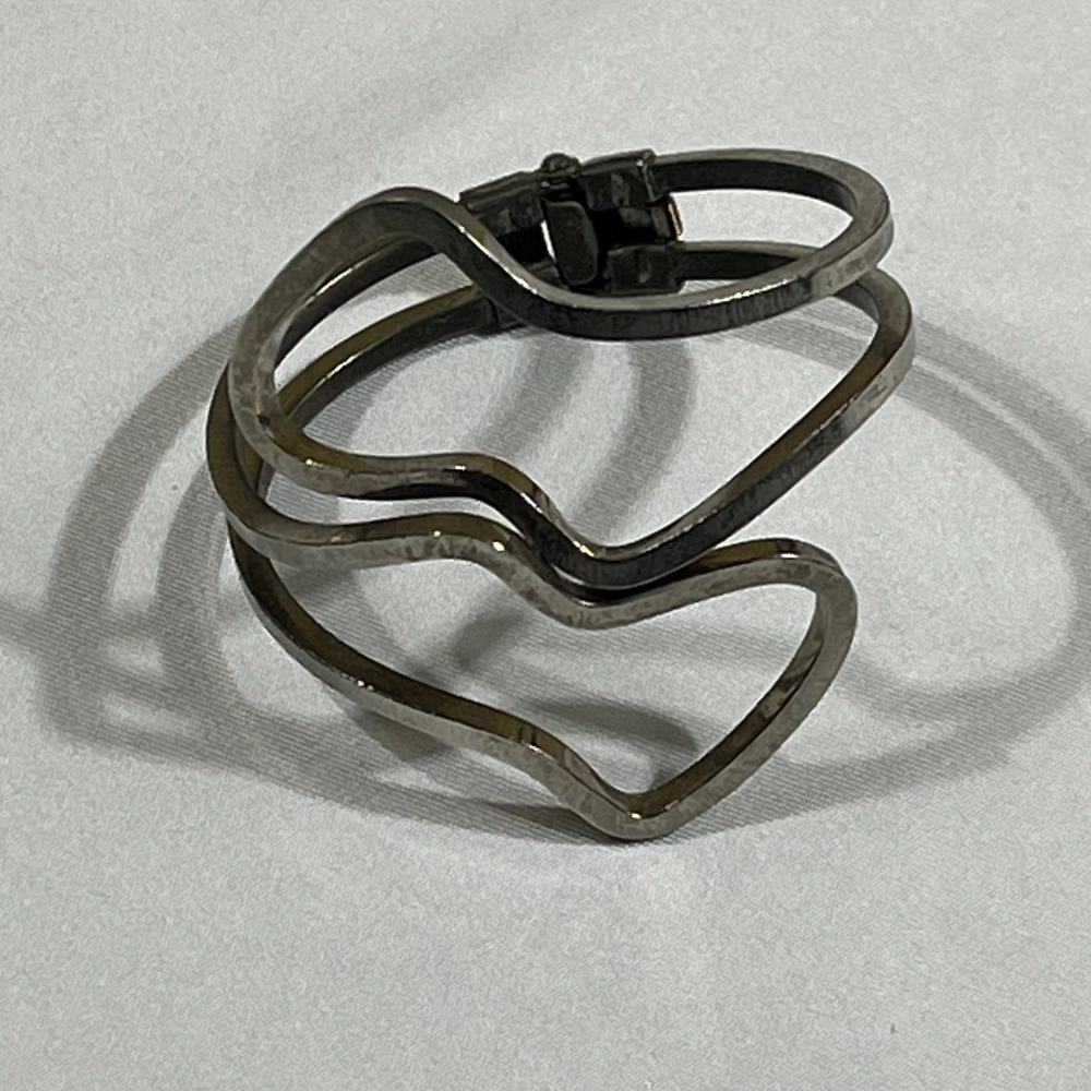 Vintage Modernist Gunmetal Wave Cuff Bracelet Sculptural Statement Hinged